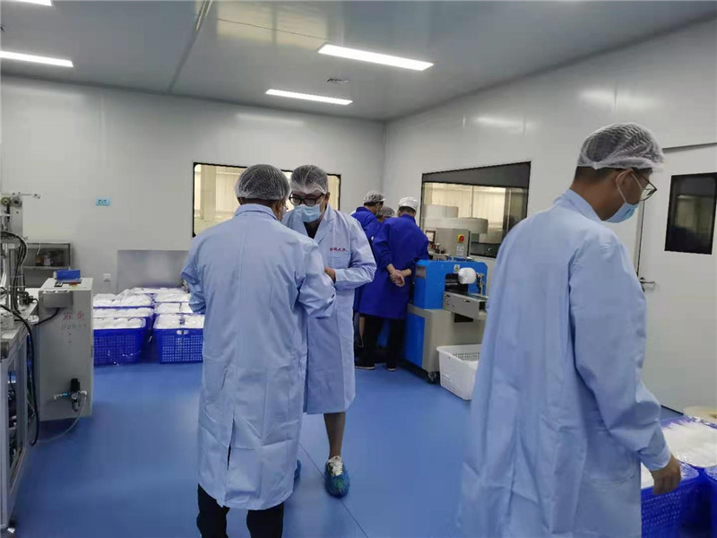 熱烈歡迎懷寧縣招商局蒞臨國林醫療視察指導